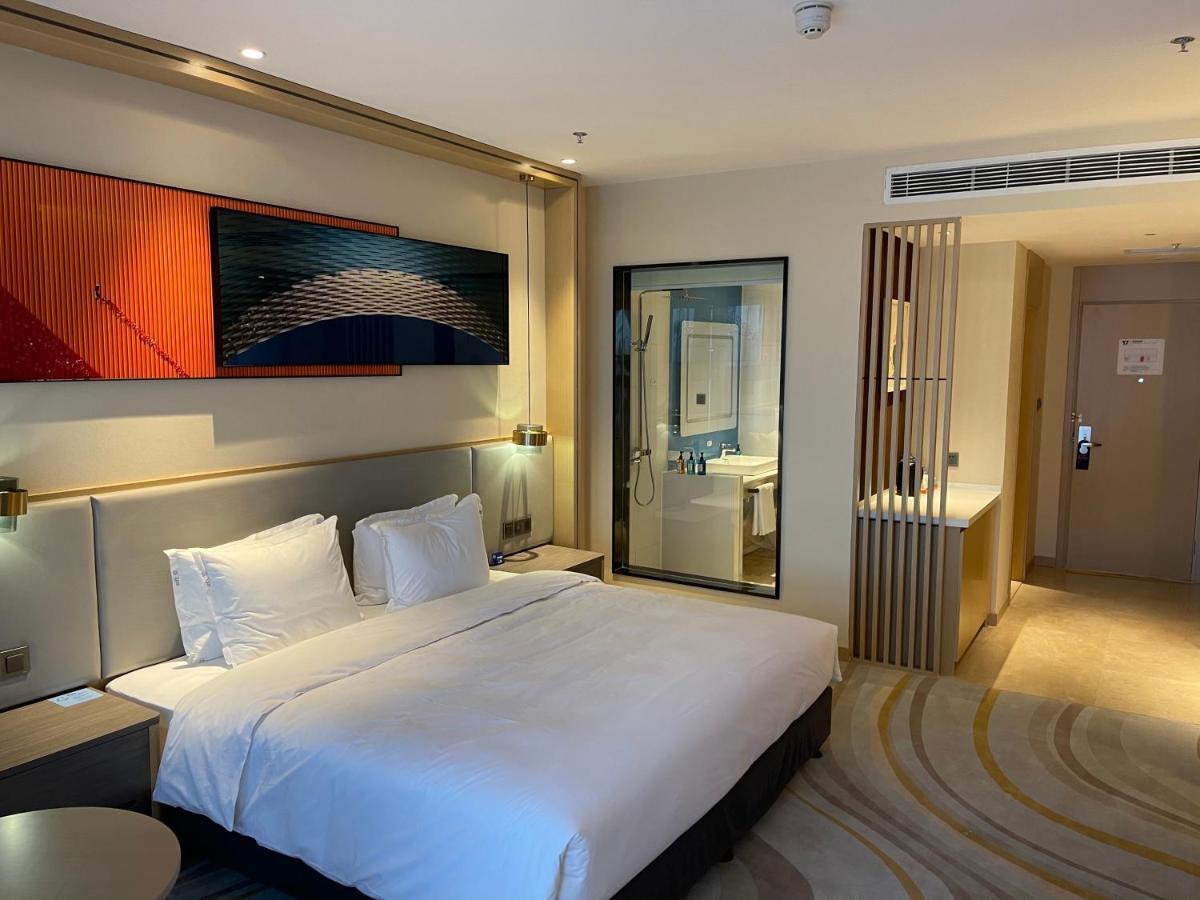 Holiday Inn Express Ulanqab Jining By Ihg Exterior photo